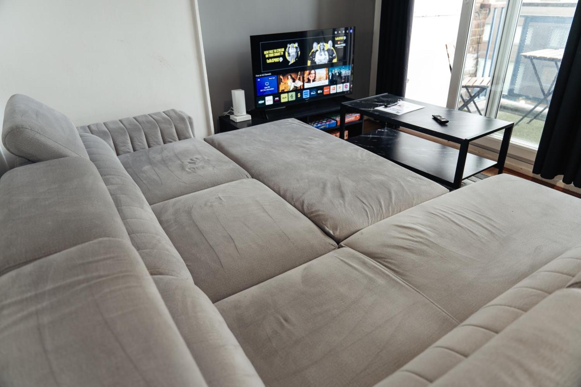 Апартаменти Shard View 2 Bed Entire Flat Лондон Екстер'єр фото