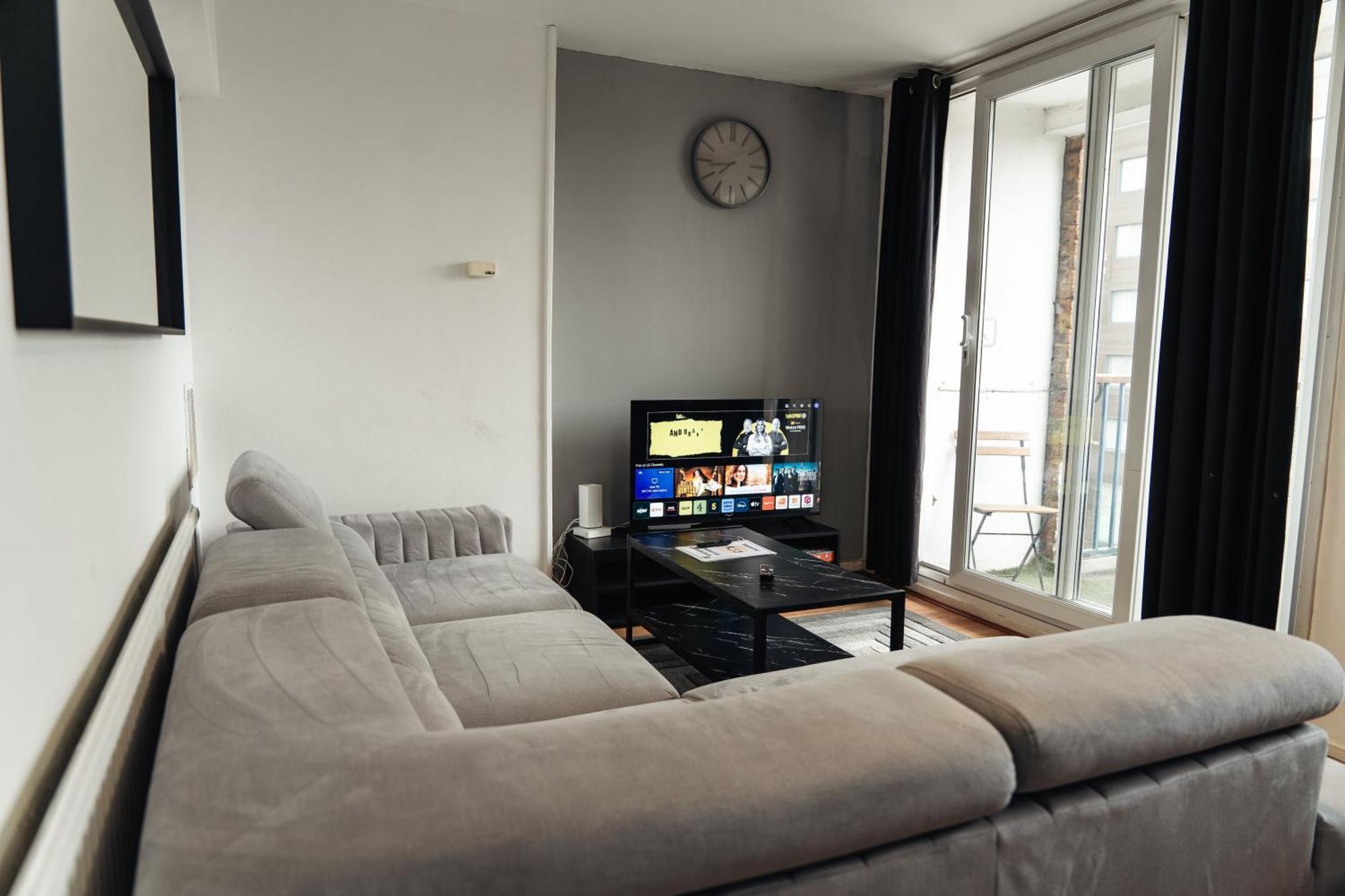 Апартаменти Shard View 2 Bed Entire Flat Лондон Екстер'єр фото